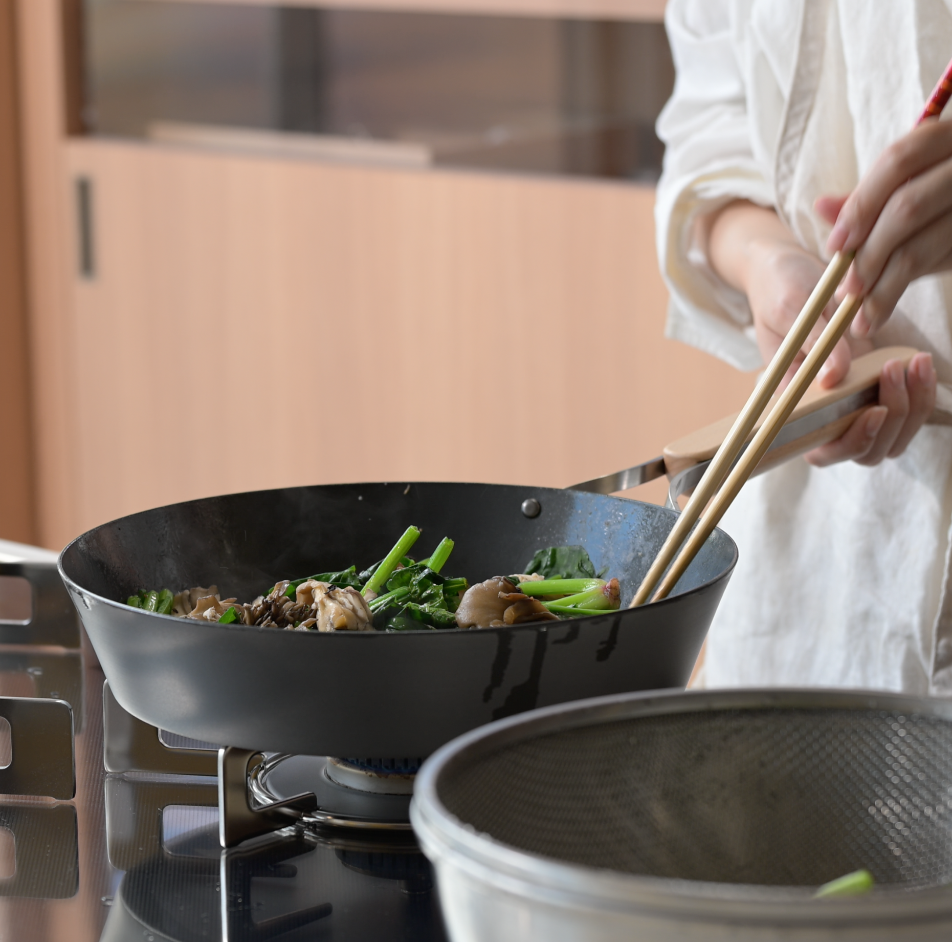 Sauteuse en acier nitruré
