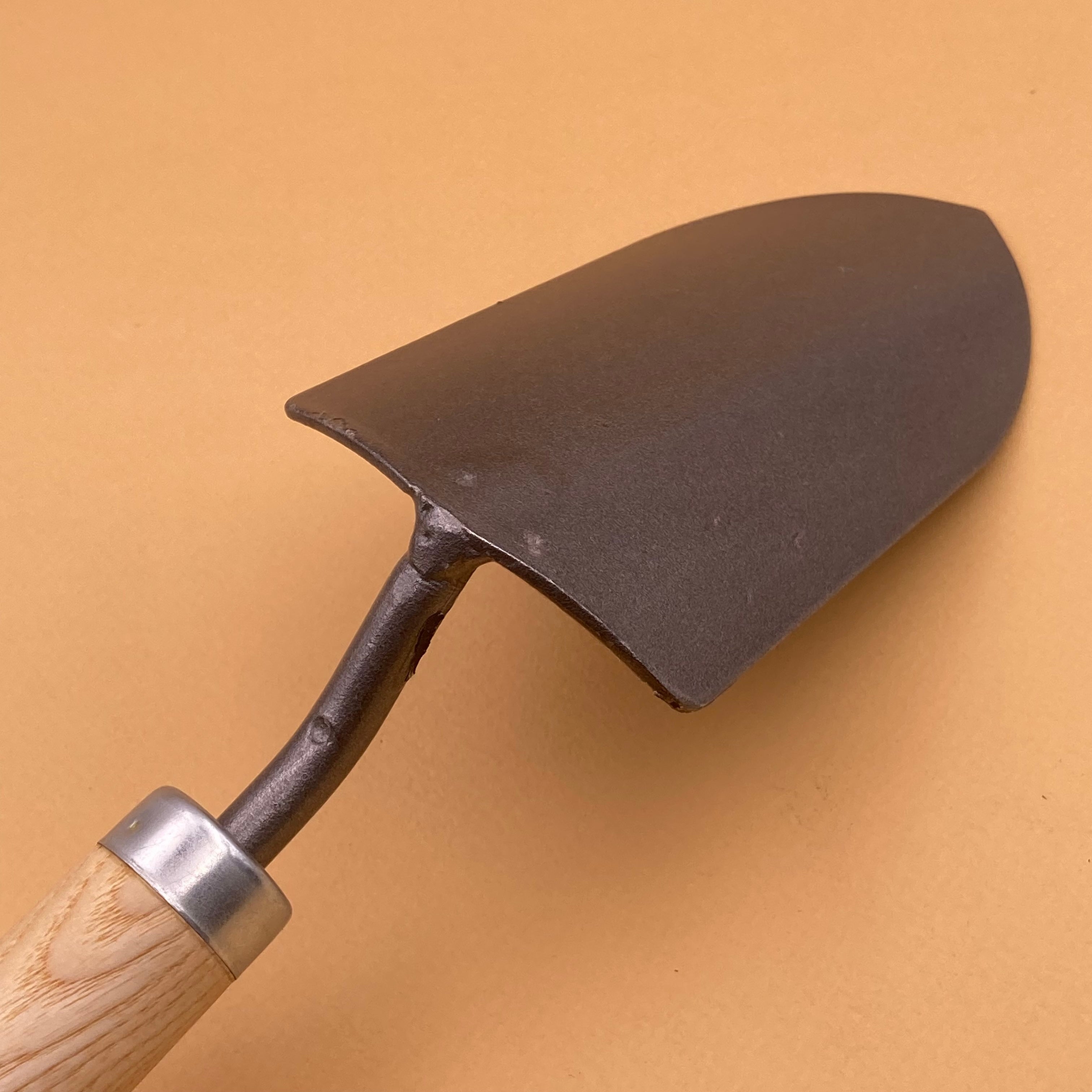 adler PELLE a planter jardinage made in germany