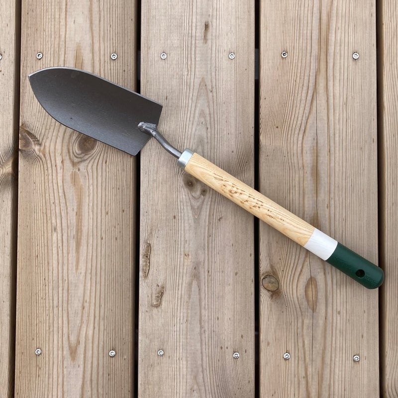 adler PELLE a planter jardinage made in germany