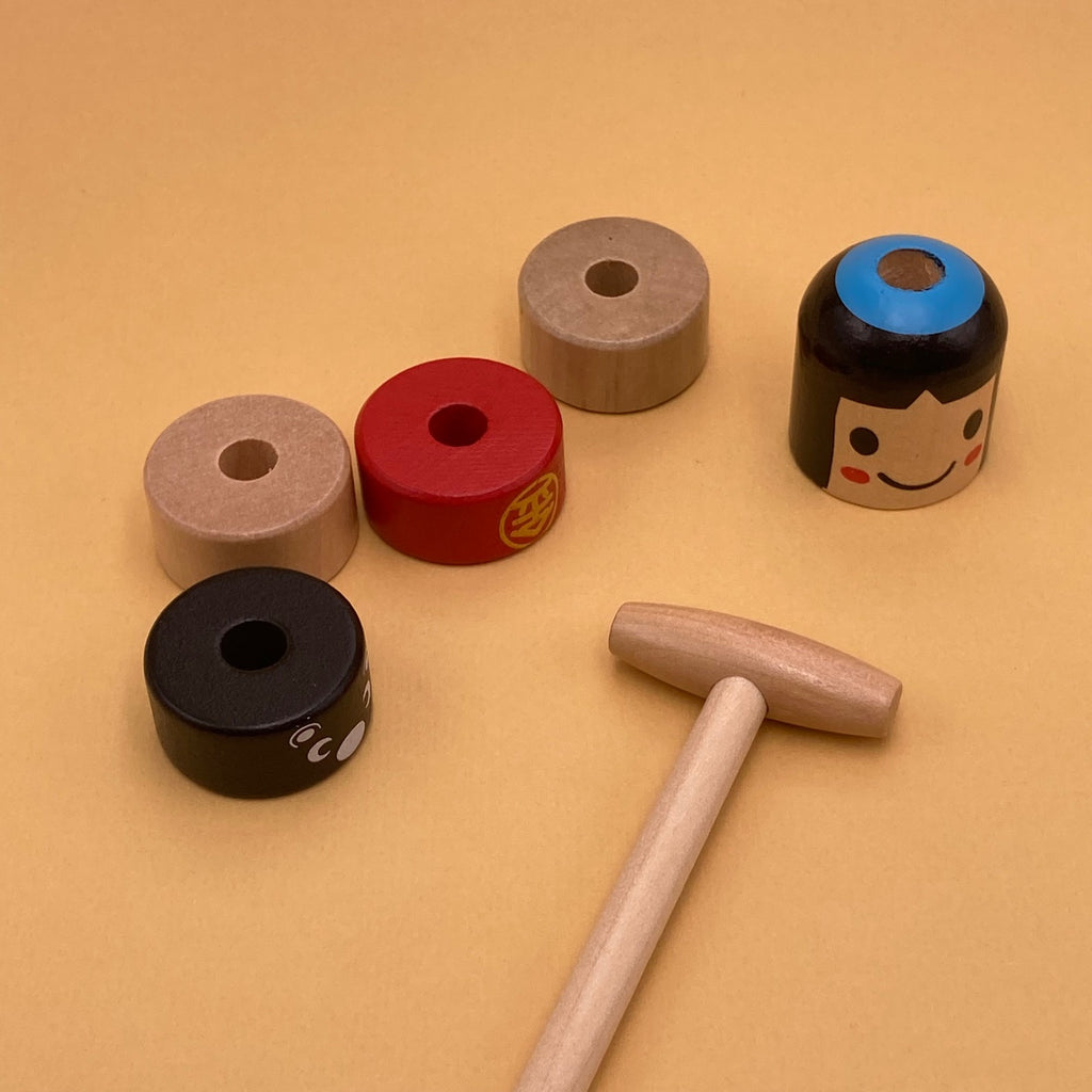 kokeshi daruma otoshi toy wood bois jouet japonais