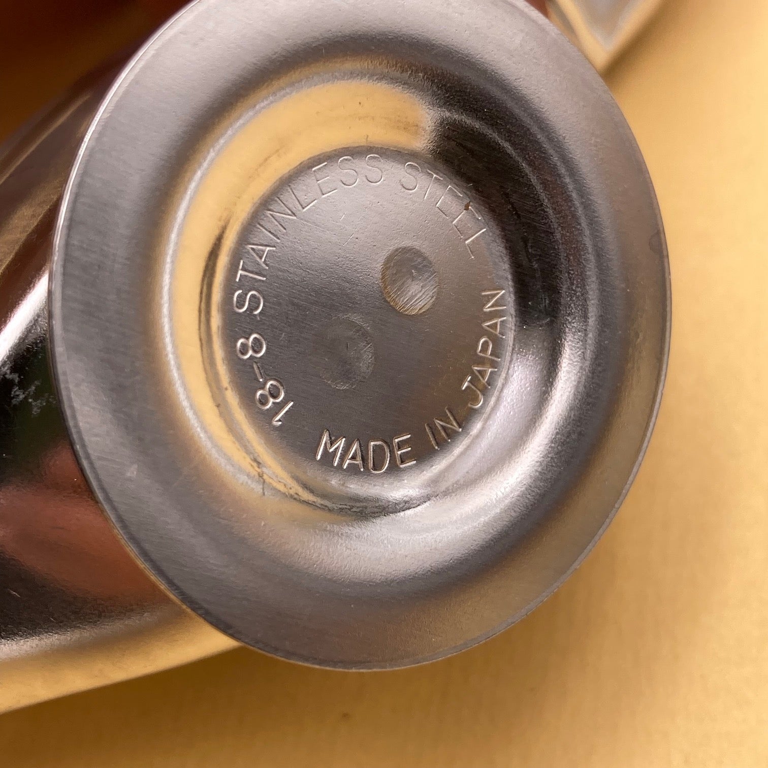 Bird-shaped lemon squeezer