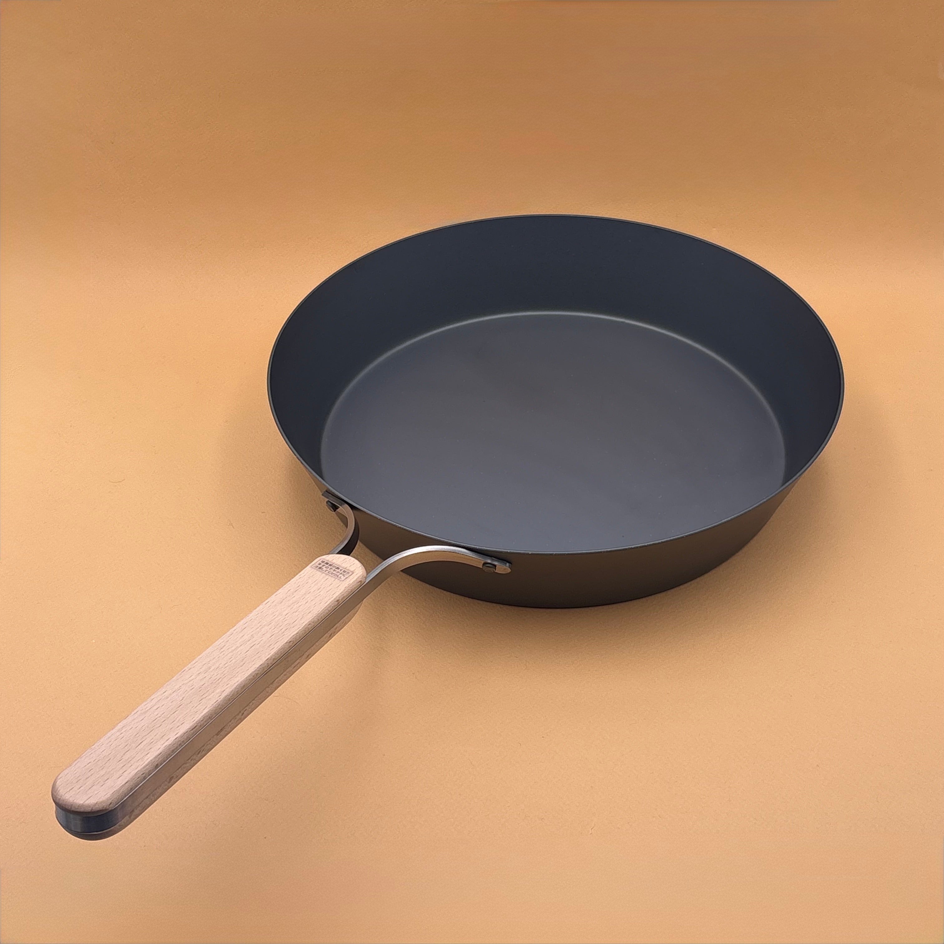 sauteuse acier nitruré japon manche bois 28cm