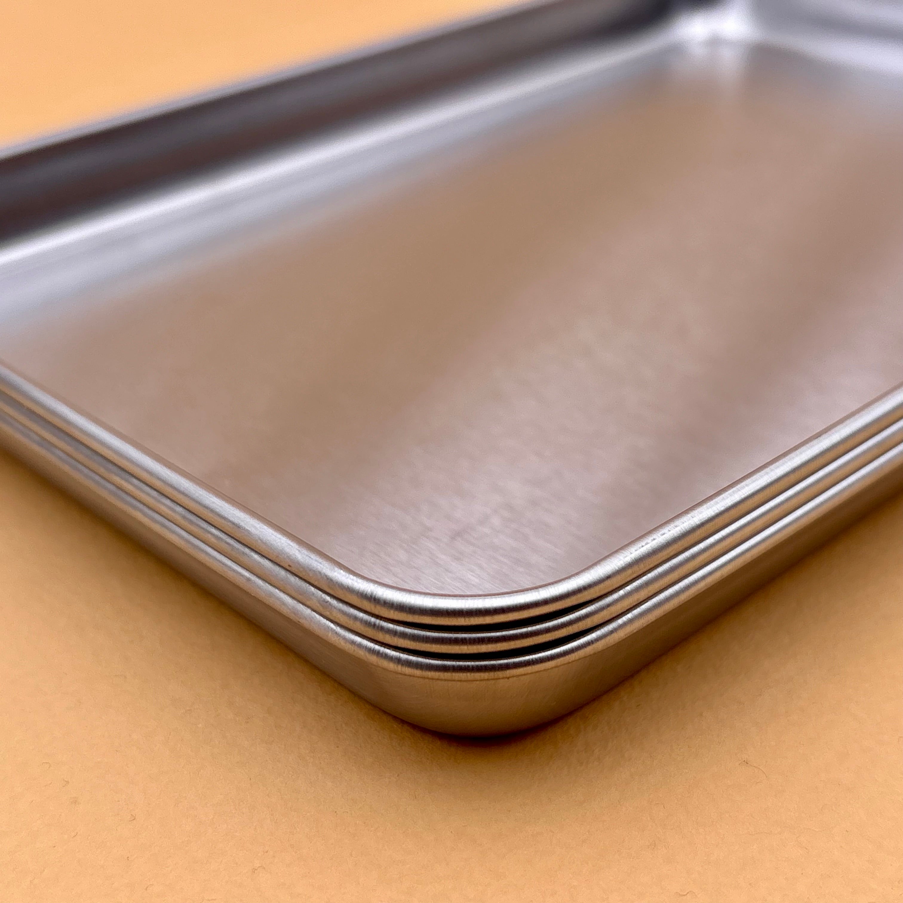 Plateaux empilables inox