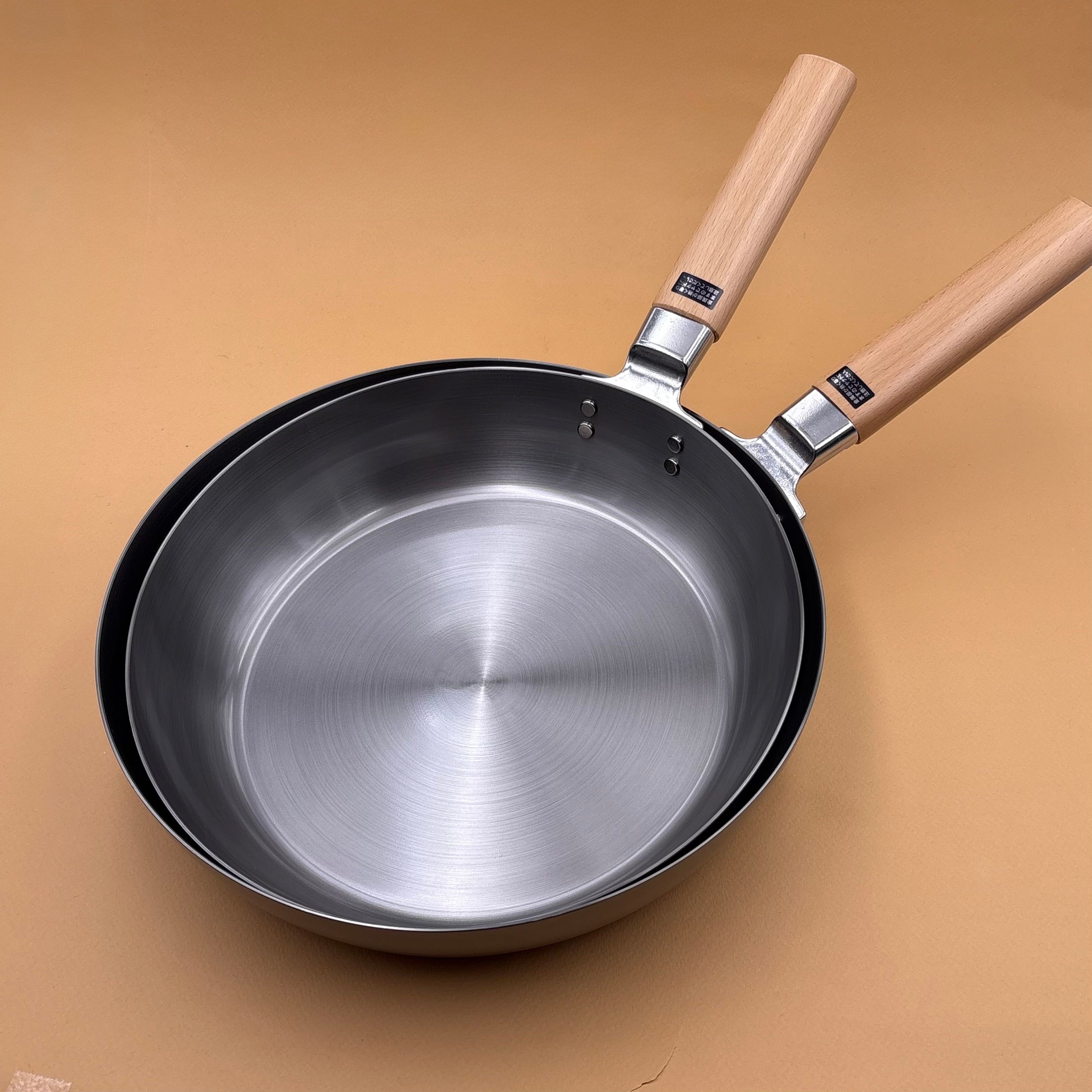 Poêle en acier carbone made in japan japon sans PFOA PFAS equivalent debuyer