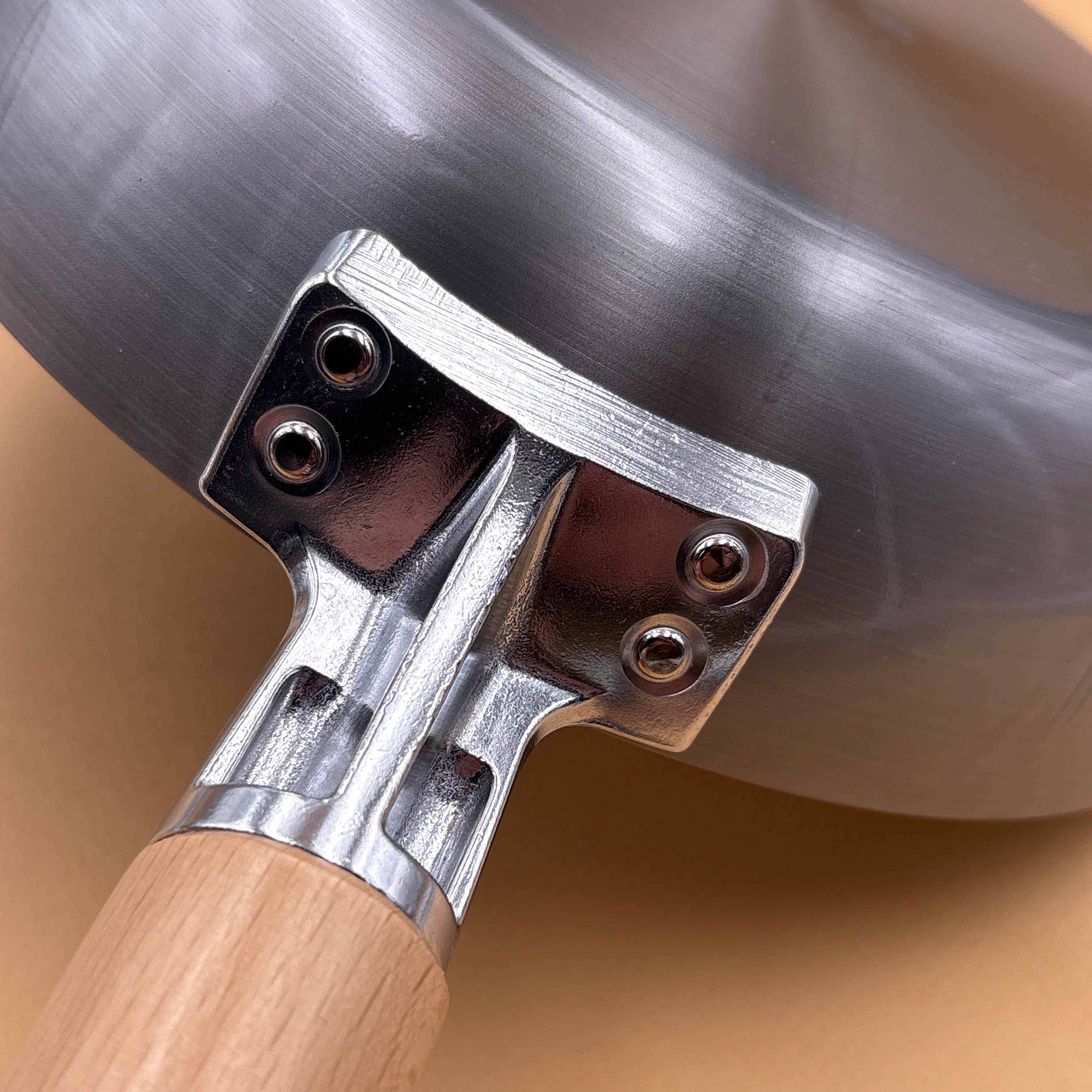 Poêle en acier carbone made in japan japon sans PFOA PFAS equivalent debuyer