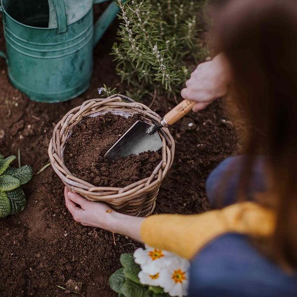 pelle a planter outil jardin durable