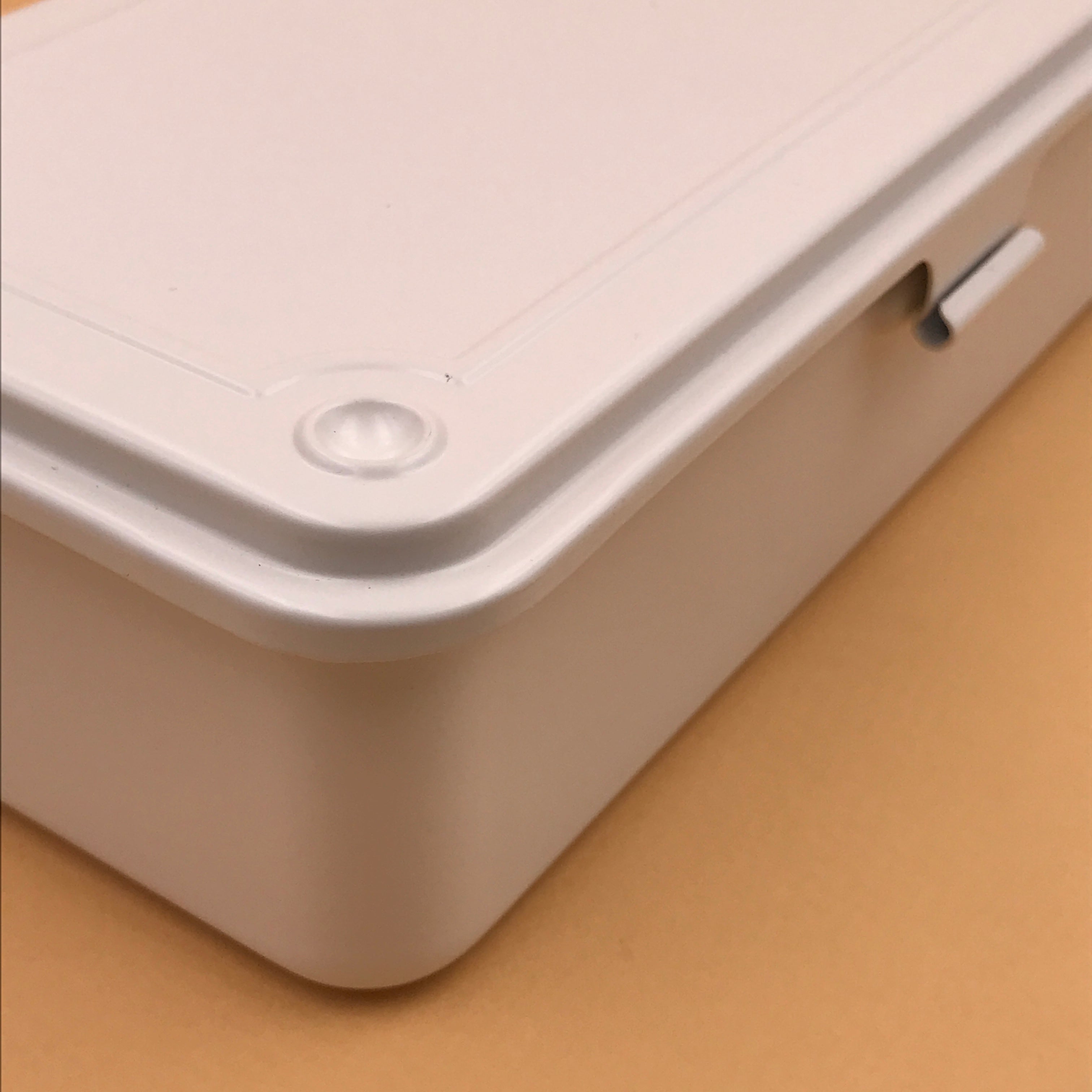 Boîtes de rangement en métal