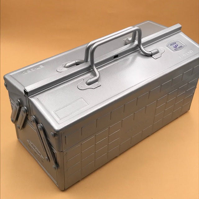 Boîte à outils escamotable