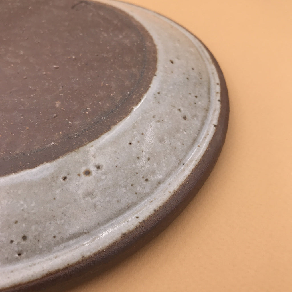 Assiette plate "Dolomite" - UTILE & ORDINAIRE