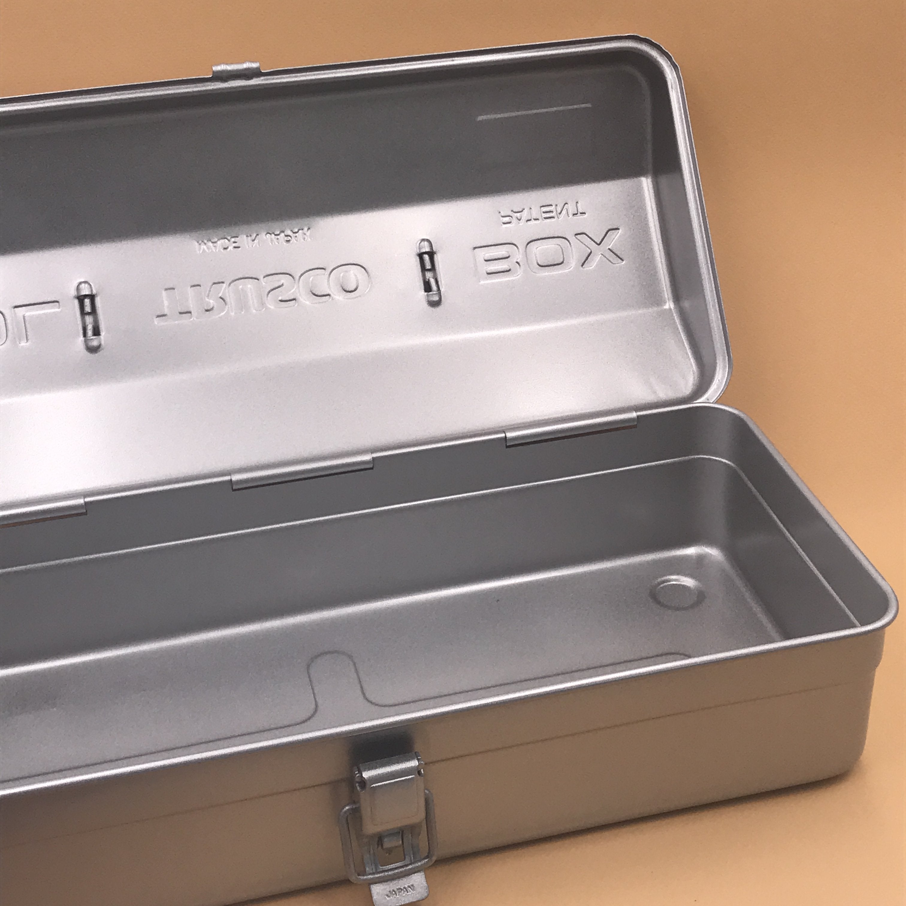 Boîte à outils - UTILE & ORDINAIRE