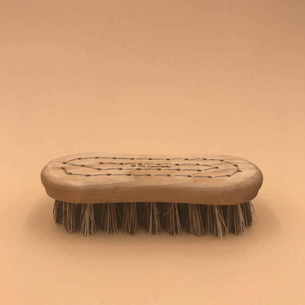 Brosse à légumes - UTILE & ORDINAIRE