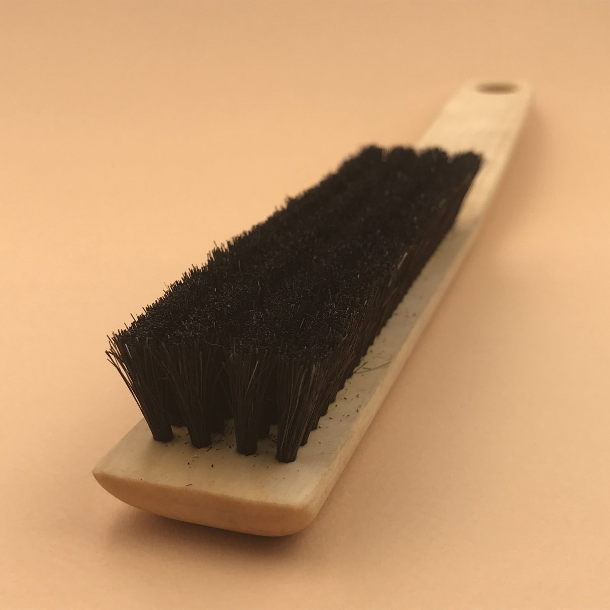 Brosse à vêtements - UTILE & ORDINAIRE