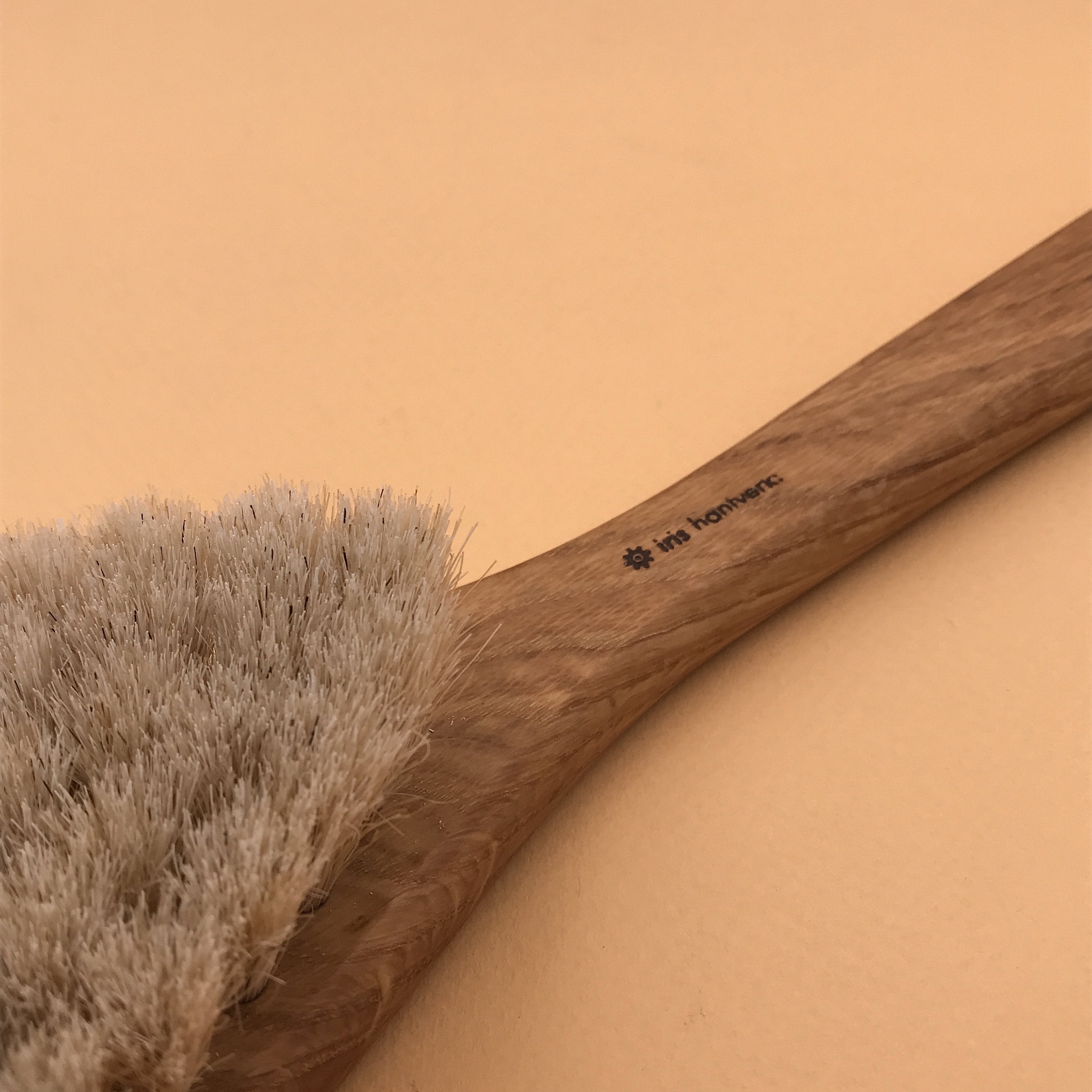 Brosse pour le bain - UTILE & ORDINAIRE