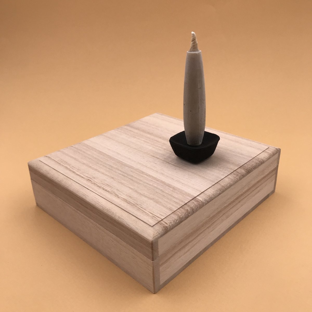 Coffret 7 bougies "TOHAKU" + bougeoir - UTILE & ORDINAIRE