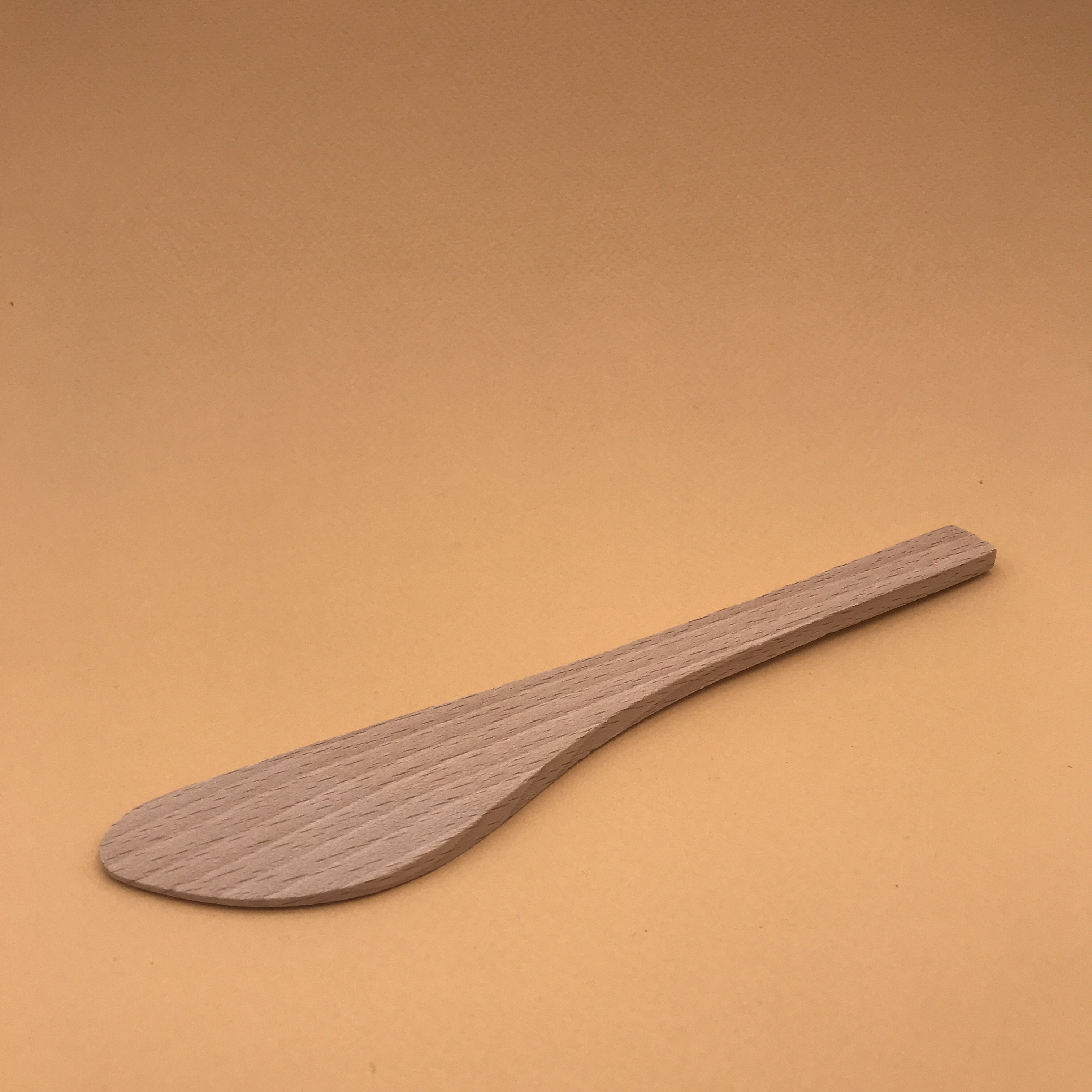 Couteau à beurre en bois de hêtre - UTILE & ORDINAIRE