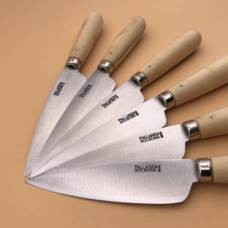 Pallares Solsona Couteaux de cuisine avec manche en buis - Lame en car – La  Miellerie Emporium