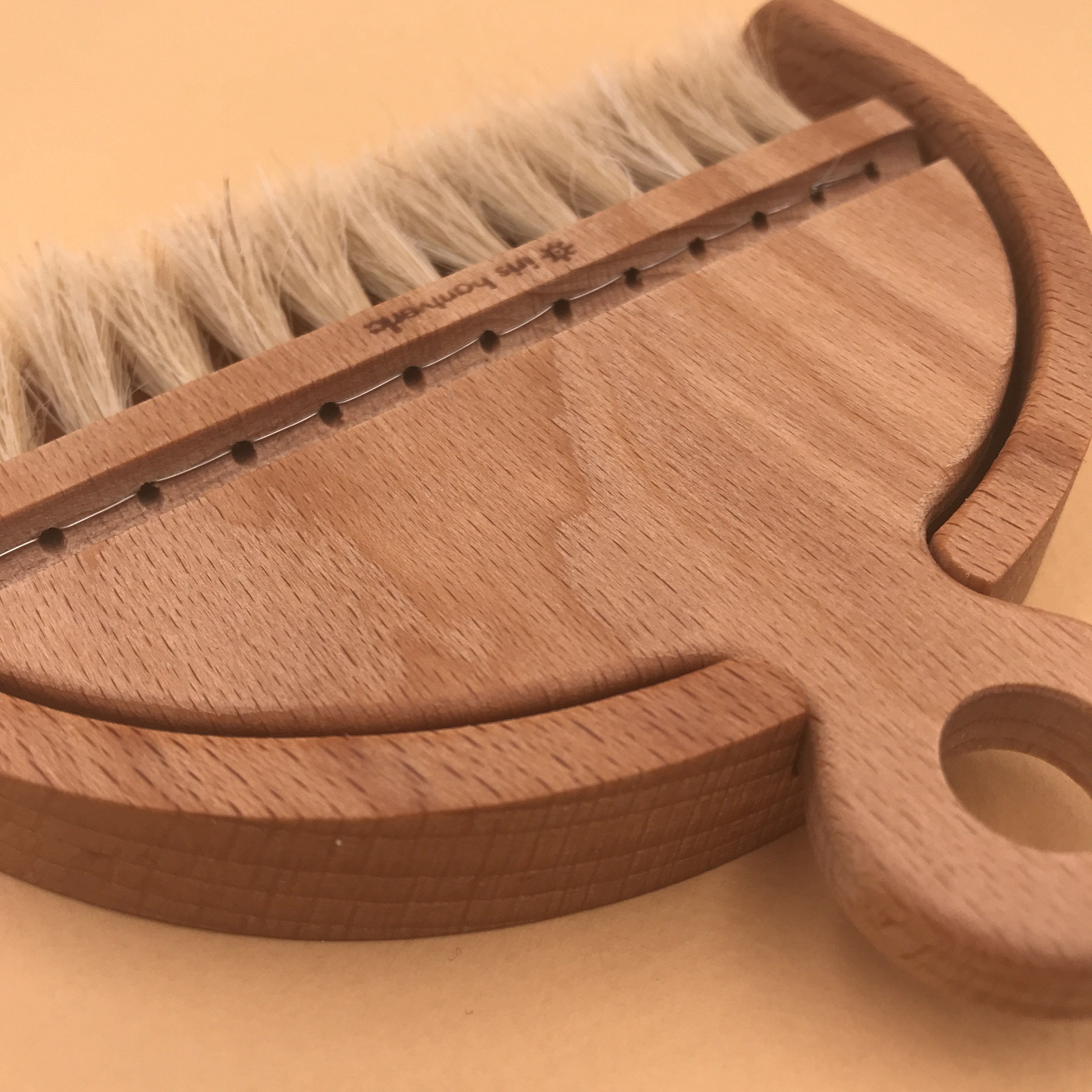 Ramasse-miettes de table - UTILE & ORDINAIRE