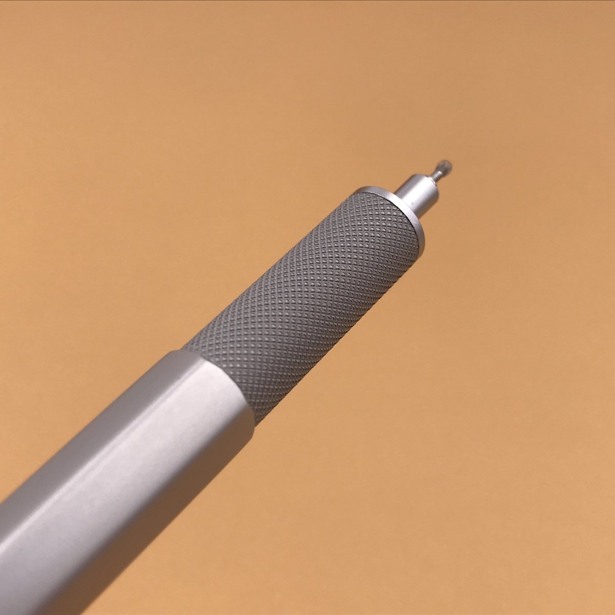 Stylo bille à point fine - UTILE & ORDINAIRE