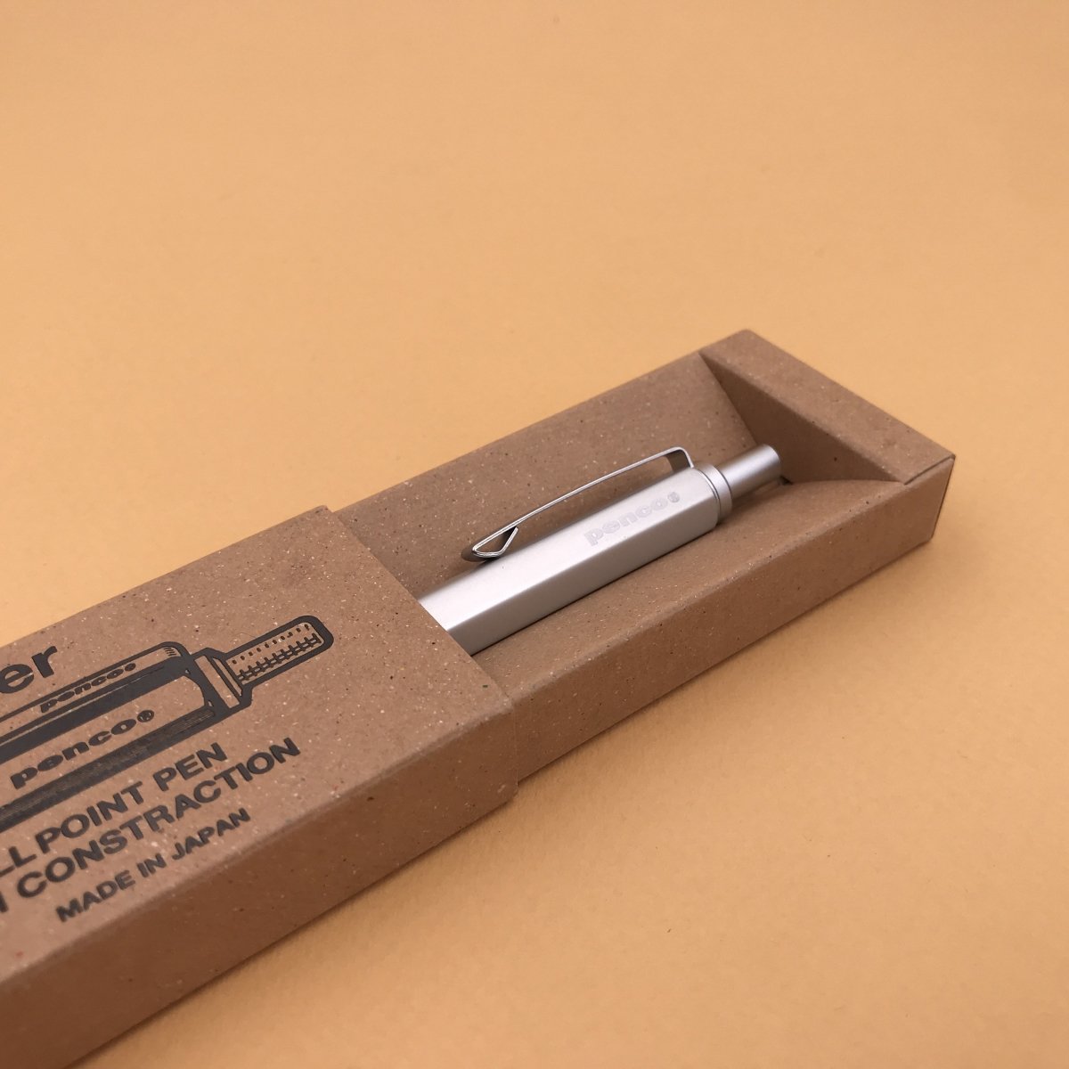 Stylo bille à point fine - UTILE & ORDINAIRE